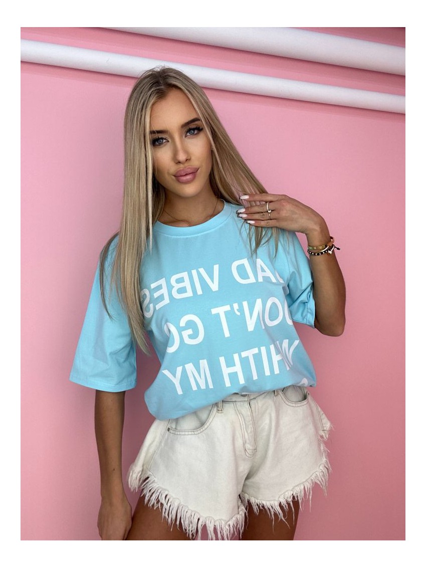 T-shirt bad vibes don't go with my outfit- błękitny